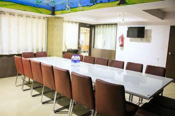 Ksr Park Hotel Хайдарабад Экстерьер фото
